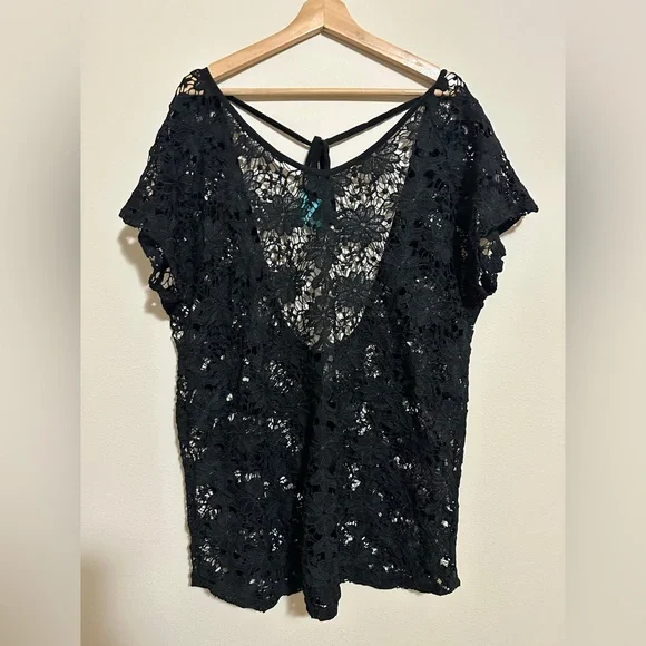 Xhilaration Vintage Lace Floral Swim Cover - Picture 5 of 7